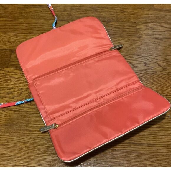 Lilly Pulitzer On A Roll Pouch - Watermelon Carolina Small NWOT - Picture 2 of 4